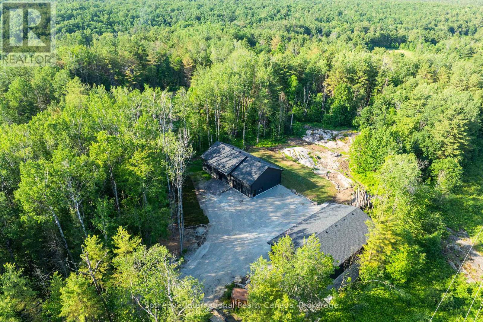 1064 Laidlaw Avenue, Gravenhurst, Ontario  L0K 2B0 - Photo 43 - X12251138