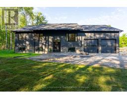 1064 LAIDLAW AVENUE, Gravenhurst, Ontario