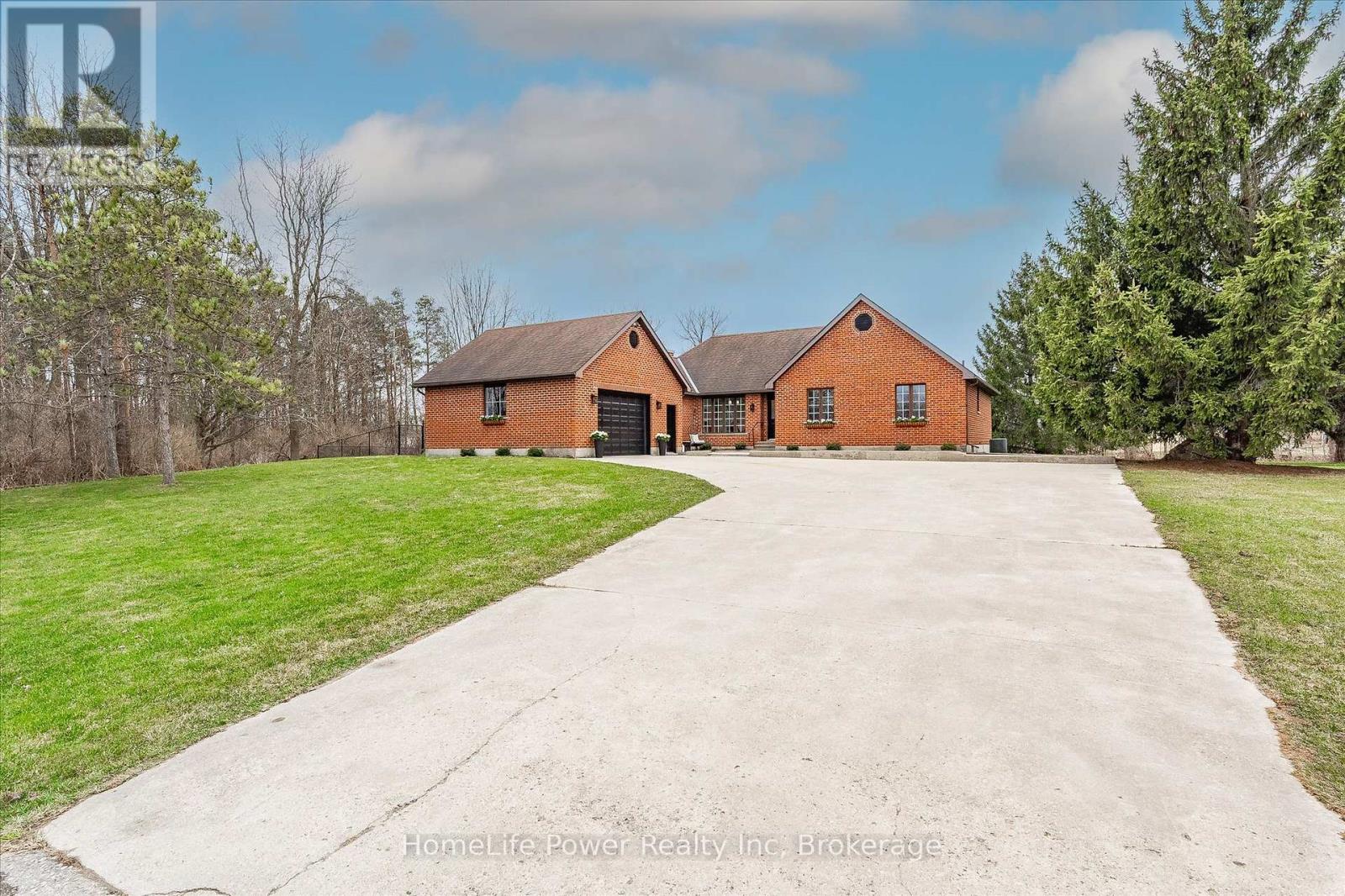 4080 Victoria Road S, Puslinch, Ontario  N0B 2J0 - Photo 3 - X12251313