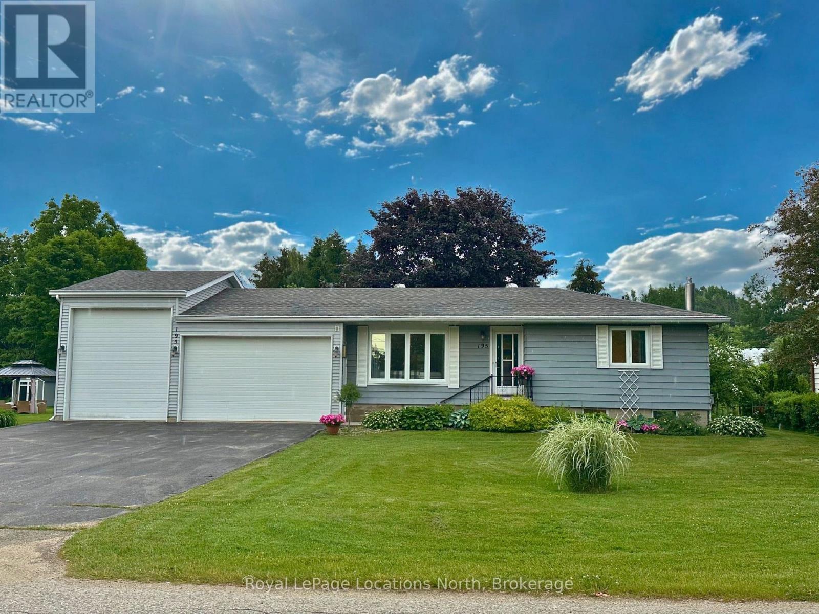 195 AIKEN STREET, Meaford, Ontario