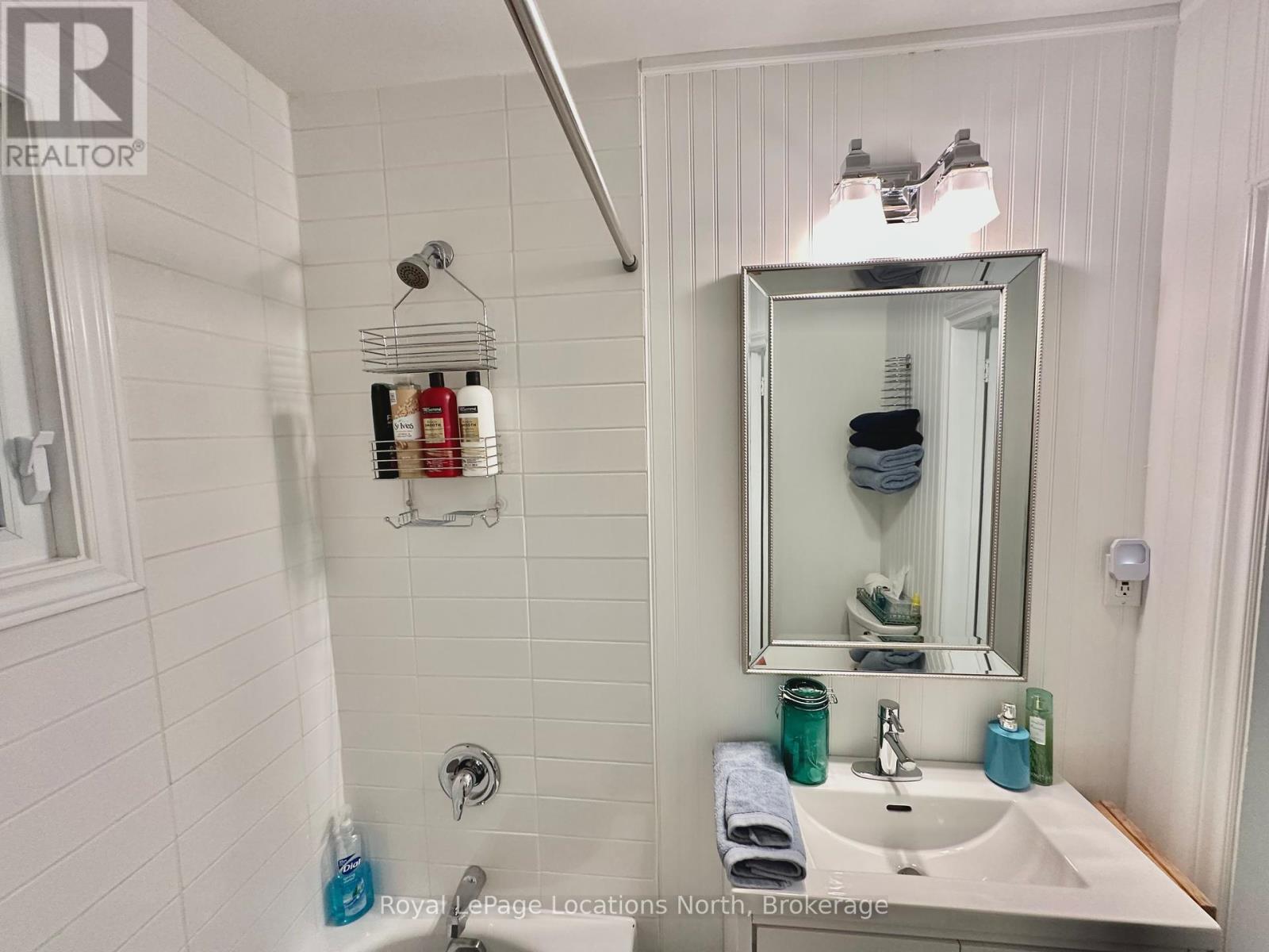 195 Aiken Street, Meaford, Ontario  N4L 1B3 - Photo 18 - X12251479