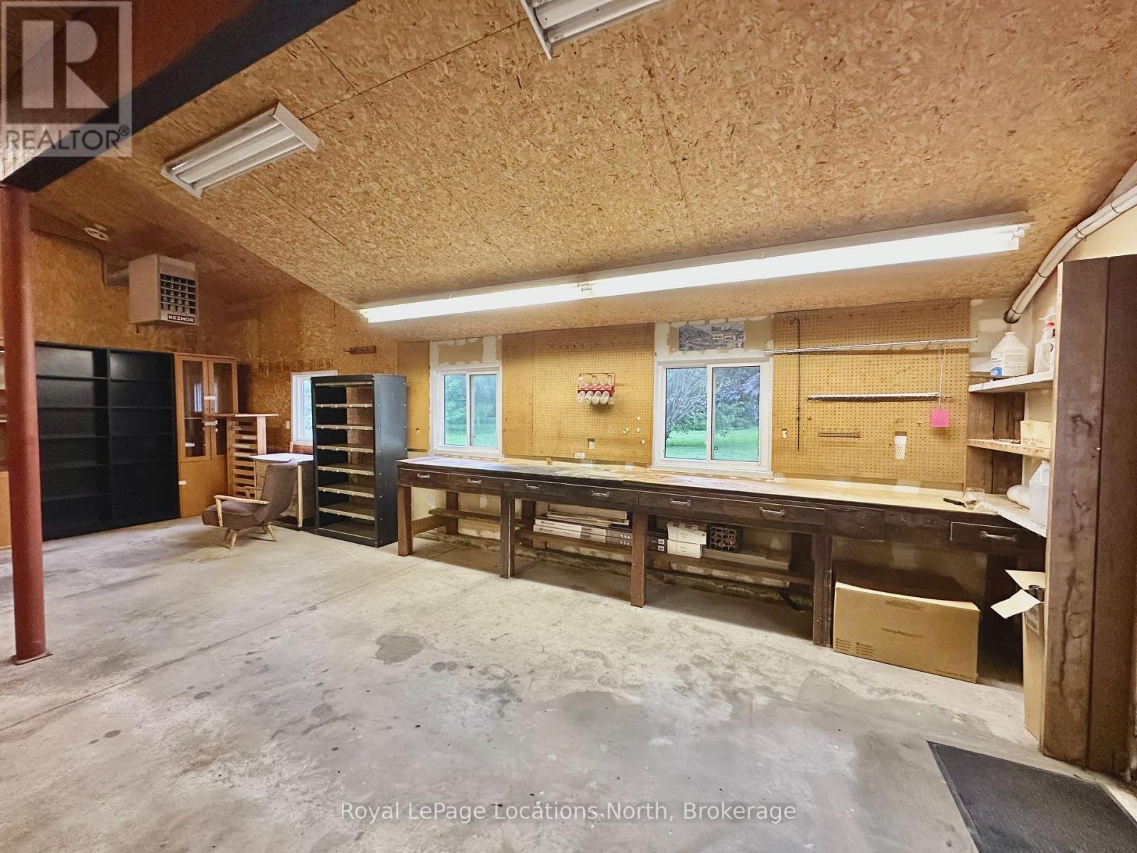 195 Aiken Street, Meaford, Ontario  N4L 1B3 - Photo 39 - X12251479