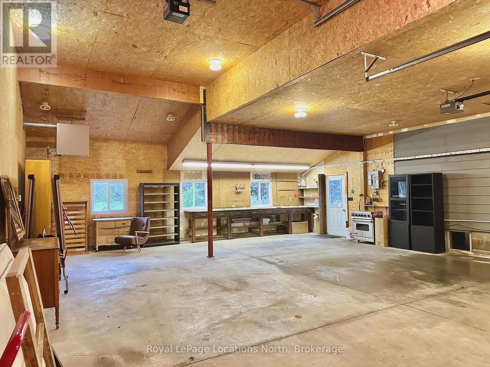 195 Aiken Street, Meaford, Ontario  N4L 1B3 - Photo 41 - X12251479