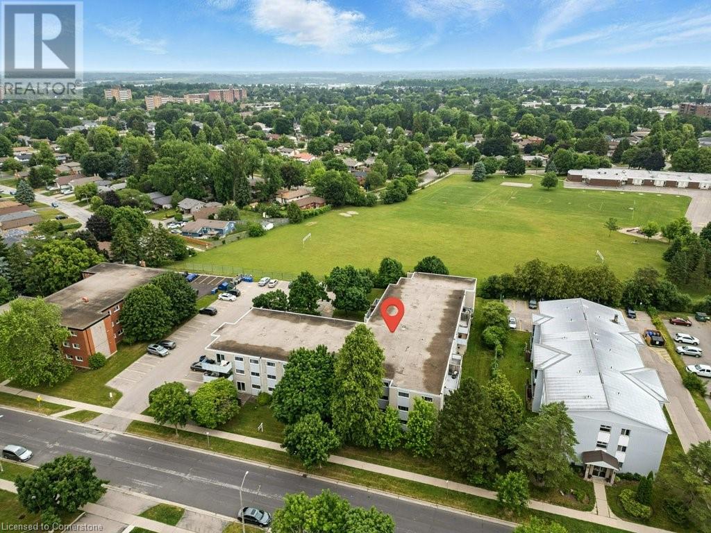 80 BRECKENRIDGE Drive Unit# 110, Kitchener, Ontario