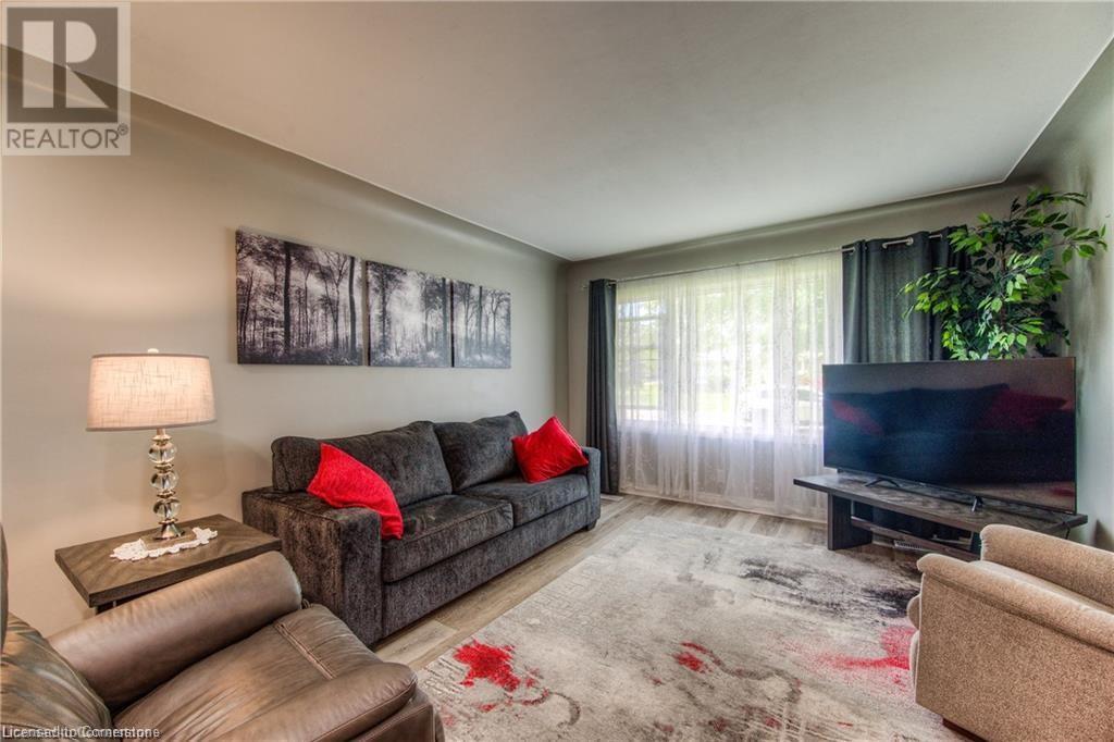 40 Downey Street, Kitchener, Ontario  N2H 6K6 - Photo 7 - 40746160