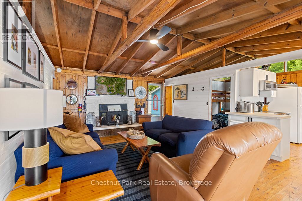21 Indian Harbour Road, Northern Bruce Peninsula, Ontario  N0H 2R0 - Photo 11 - X12251661