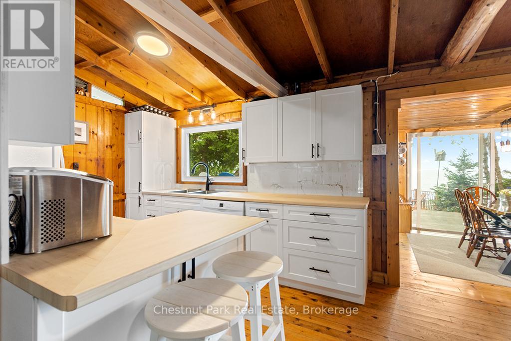 21 Indian Harbour Road, Northern Bruce Peninsula, Ontario  N0H 2R0 - Photo 14 - X12251661