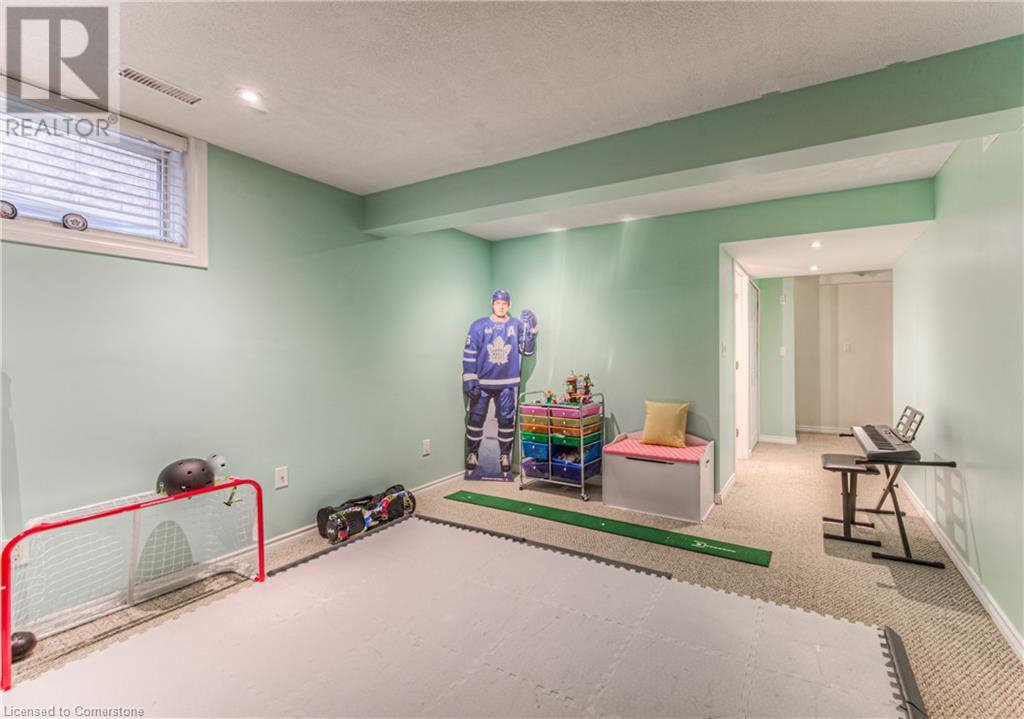 43 Peach Blossom Crescent, Kitchener, Ontario  N2E 3Z7 - Photo 25 - 40746192