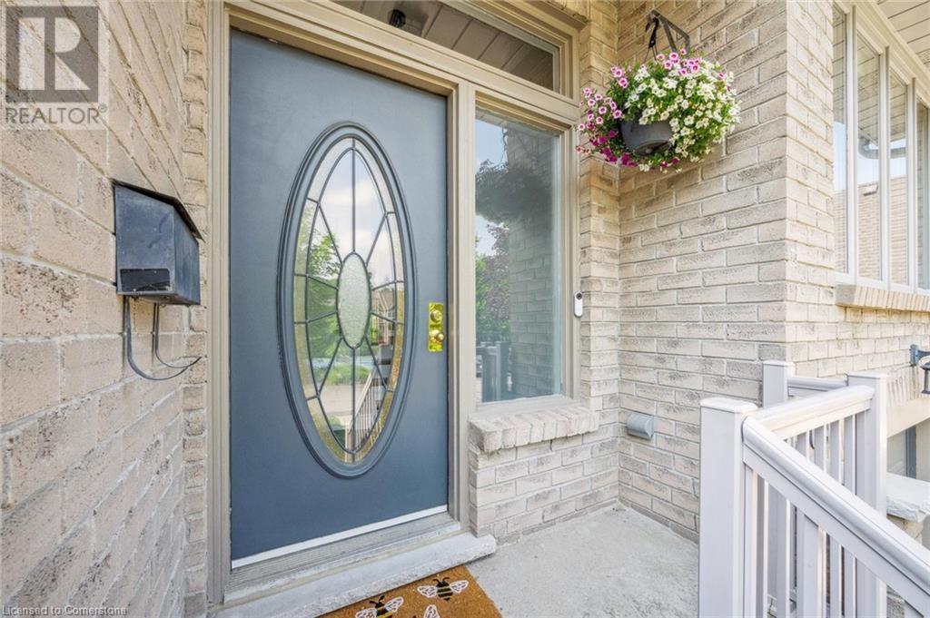 225 Benjamin Road Unit# 64, Waterloo, Ontario  N2V 1Z3 - Photo 3 - 40746150