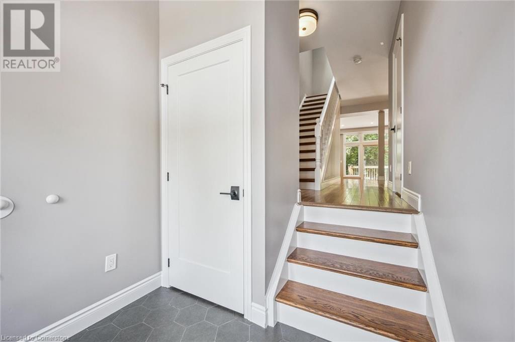 225 Benjamin Road Unit# 64, Waterloo, Ontario  N2V 1Z3 - Photo 5 - 40746150