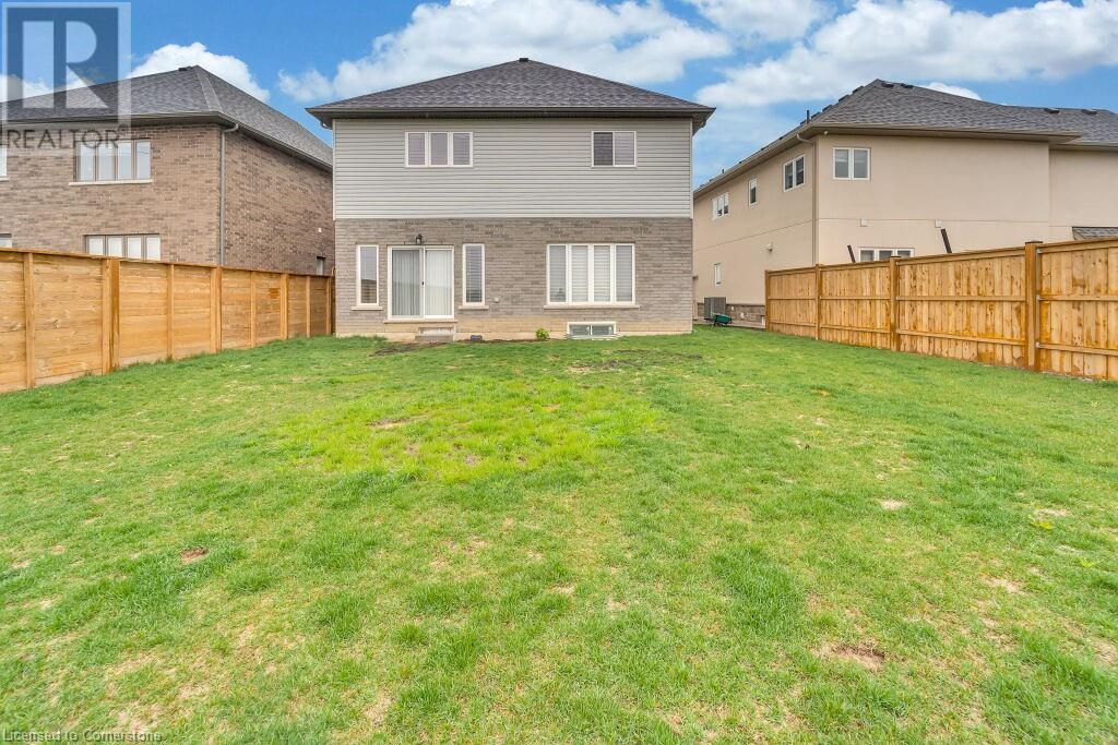 8 Dolomiti Court, Hamilton, Ontario  L0R 1P0 - Photo 14 - 40746190
