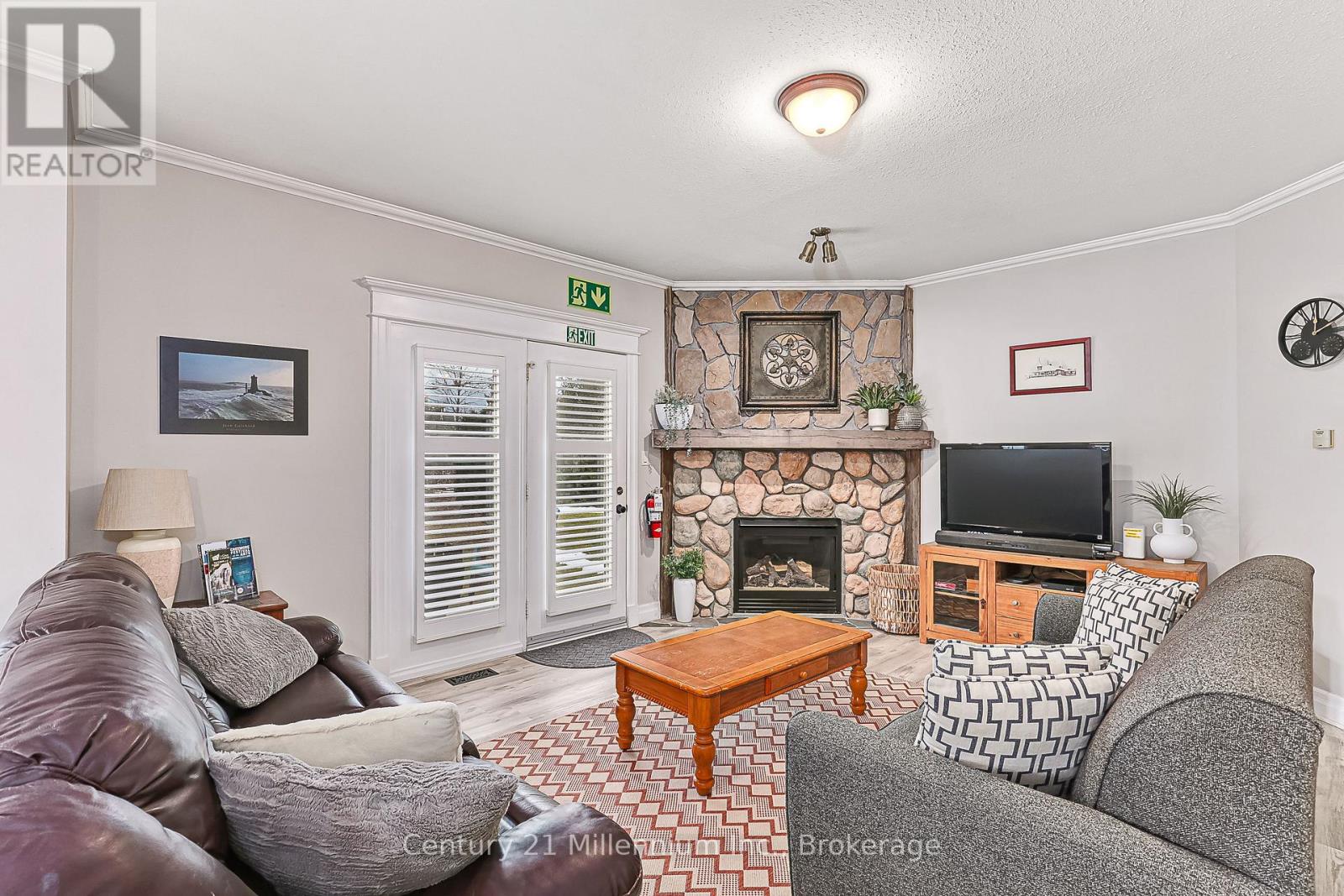 120 - 184 Snowbridge Way, Blue Mountains, Ontario  L9Y 3Z2 - Photo 6 - X12251952