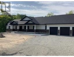 14 GREENLAW COURT, Springwater, Ontario