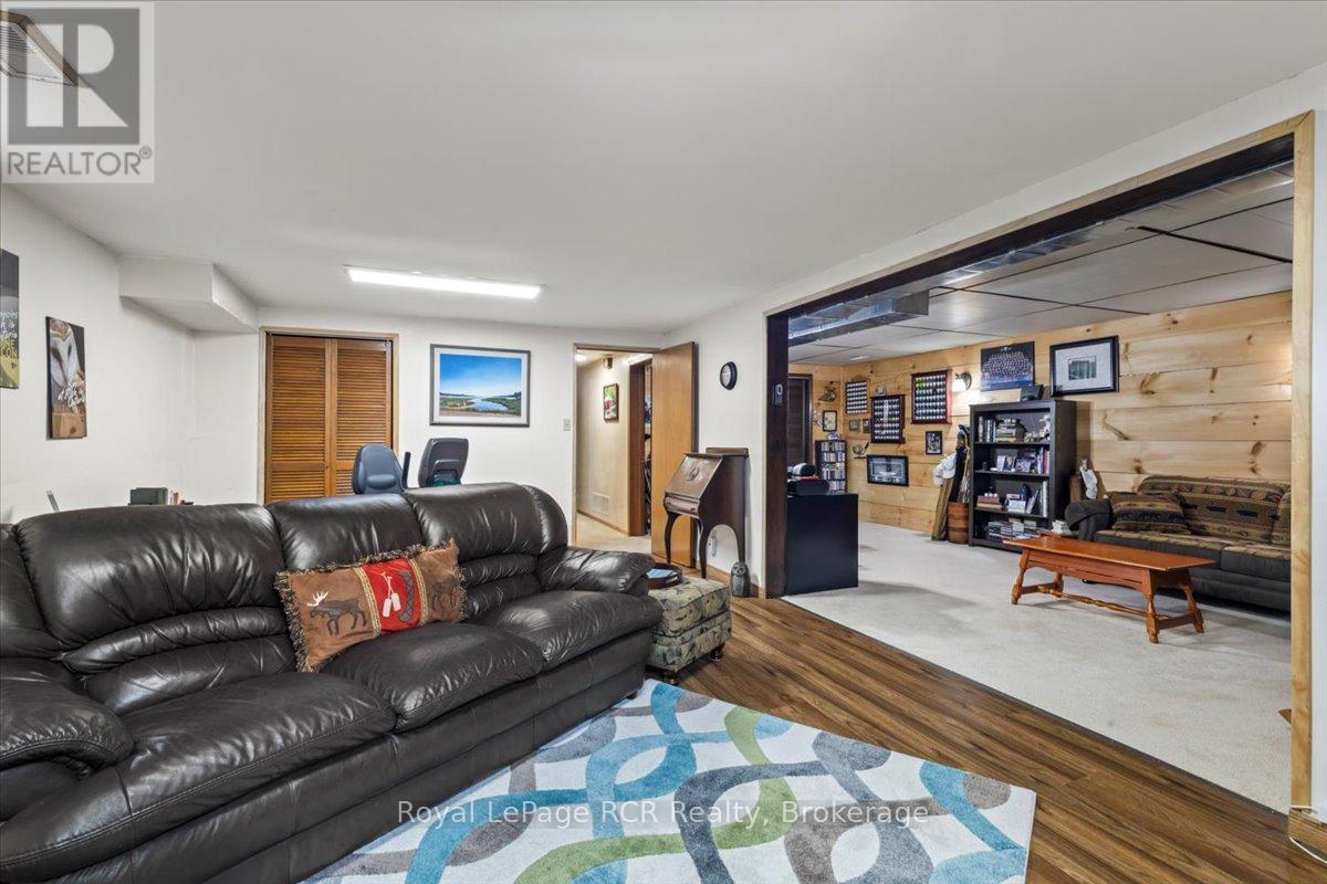 161 6th Avenue, Hanover, Ontario  N4N 2E3 - Photo 20 - X12252024