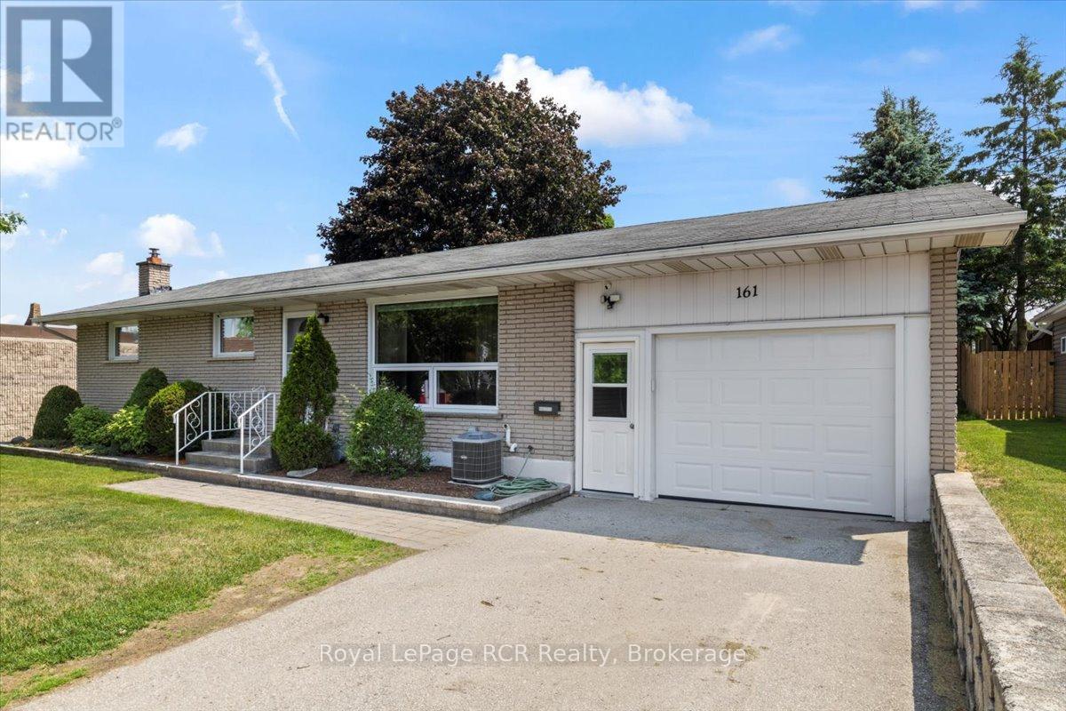 161 6th Avenue, Hanover, Ontario  N4N 2E3 - Photo 3 - X12252024