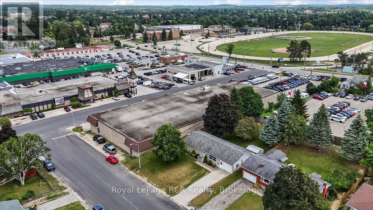 161 6th Avenue, Hanover, Ontario  N4N 2E3 - Photo 34 - X12252024