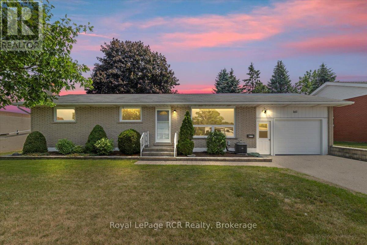 161 6th Avenue, Hanover, Ontario  N4N 2E3 - Photo 35 - X12252024