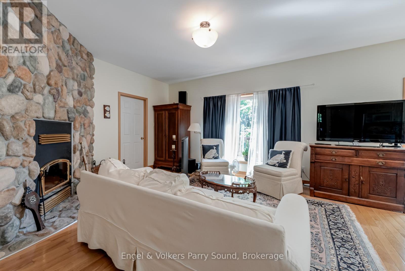 37 Lizzies Lane, Mckellar, Ontario  P2A 0B4 - Photo 11 - X12252072