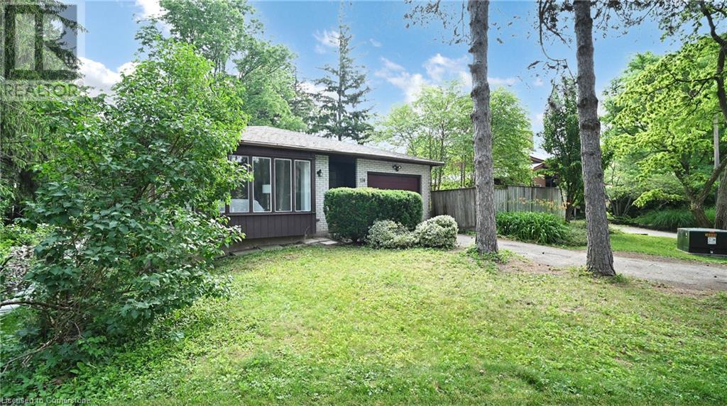 116 KEATS WAY Place, Waterloo, Ontario