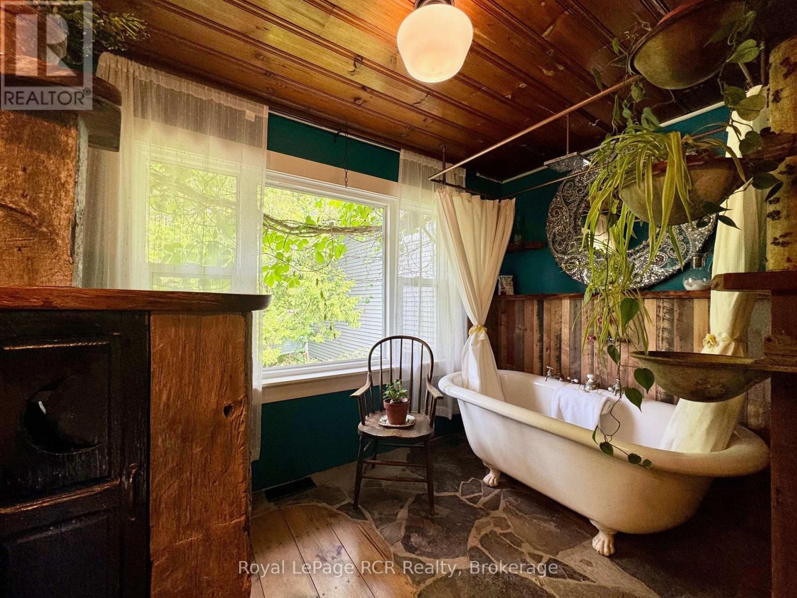 158 Forty Hills Road, Northern Bruce Peninsula, Ontario  N0H 1W0 - Photo 18 - X12252407