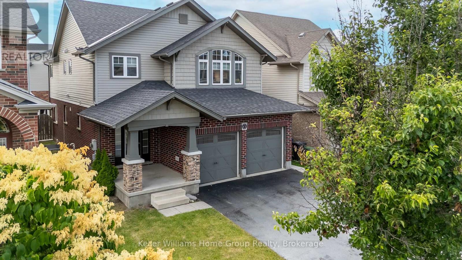 64 LAUGHLAND LANE, Guelph, Ontario
