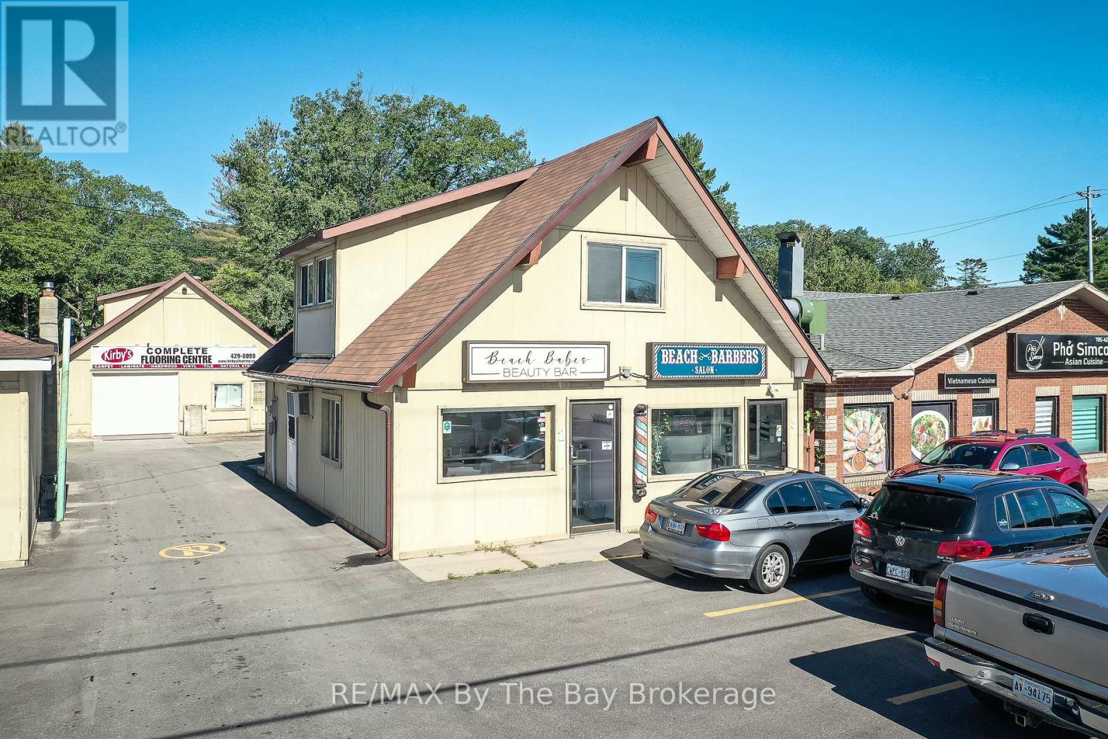 1232 Mosley Street, Wasaga Beach, Ontario  L9Z 2E5 - Photo 4 - S12252865
