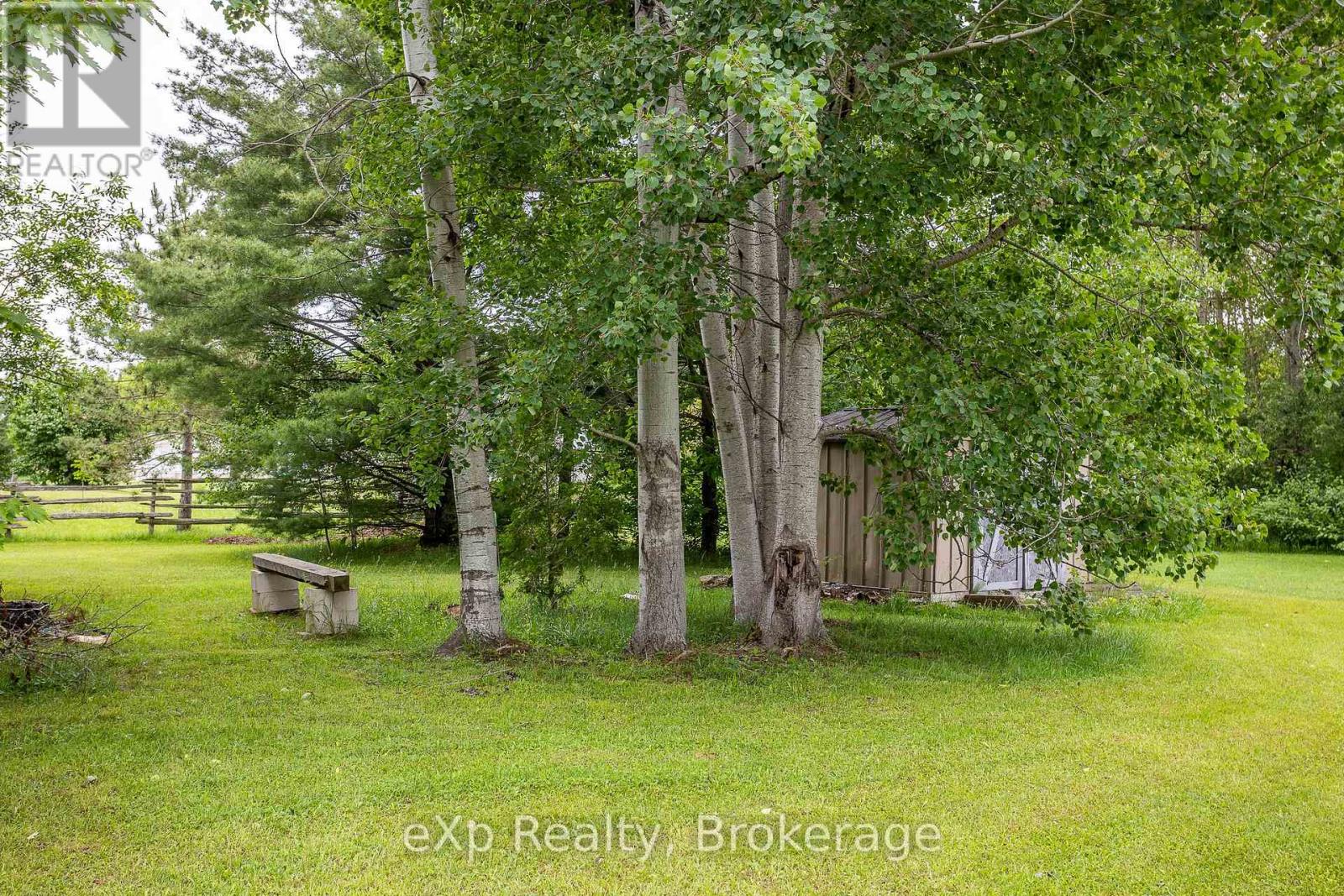 389 Park Street, Georgian Bluffs, Ontario  N4K 6V5 - Photo 35 - X12253253