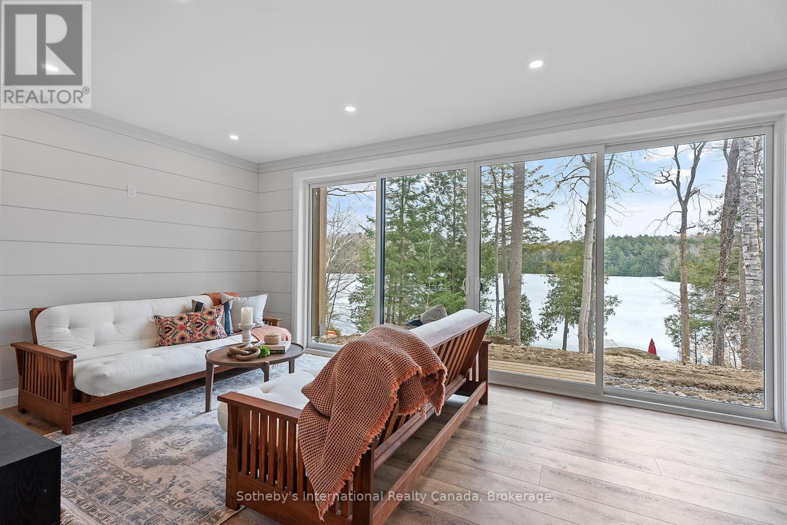 1048 Longline Lake Road, Lake Of Bays, Ontario  P0B 1A0 - Photo 19 - X12253350