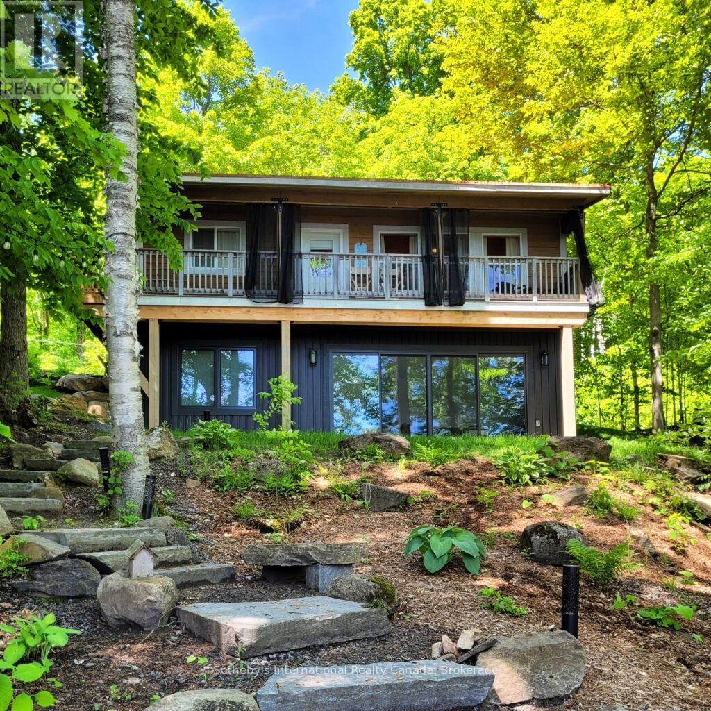 1048 Longline Lake Road, Lake Of Bays, Ontario  P0B 1A0 - Photo 2 - X12253350