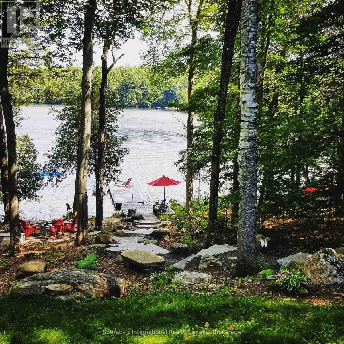 1048 Longline Lake Road, Lake Of Bays, Ontario  P0B 1A0 - Photo 33 - X12253350