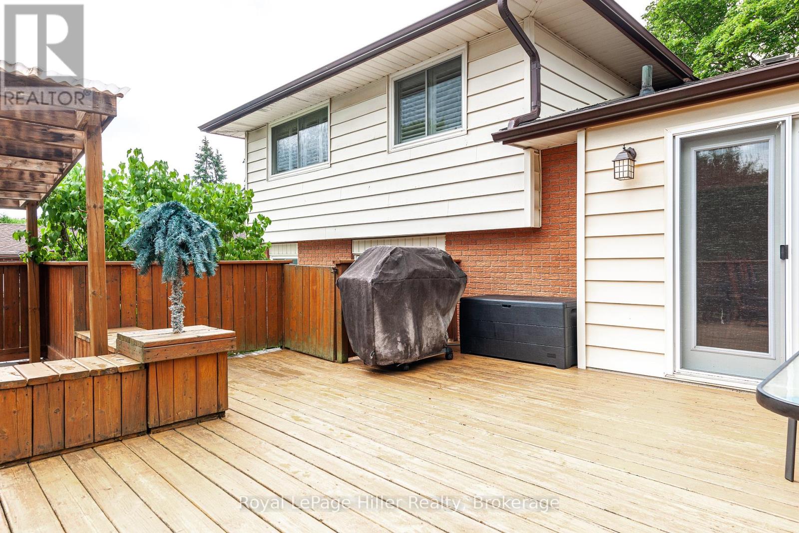 330 Britannia Street, Stratford, Ontario  N5A 5Z8 - Photo 44 - X12253401