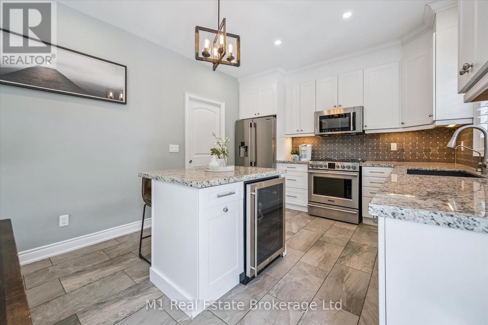 62 Ryan Street, Centre Wellington, Ontario  N1M 0C9 - Photo 11 - X12253482