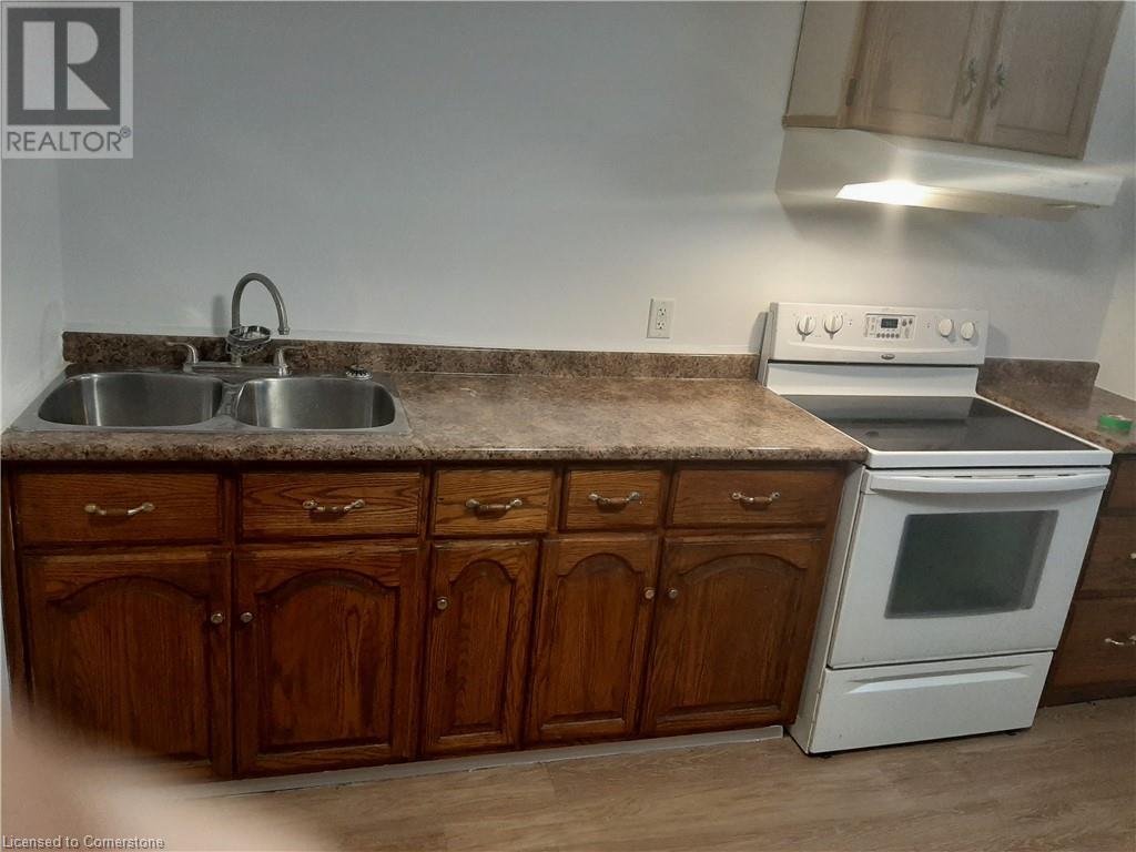 123 Columbia Street W Unit# Lower, Waterloo, Ontario  N2L 3L1 - Photo 9 - 40746339