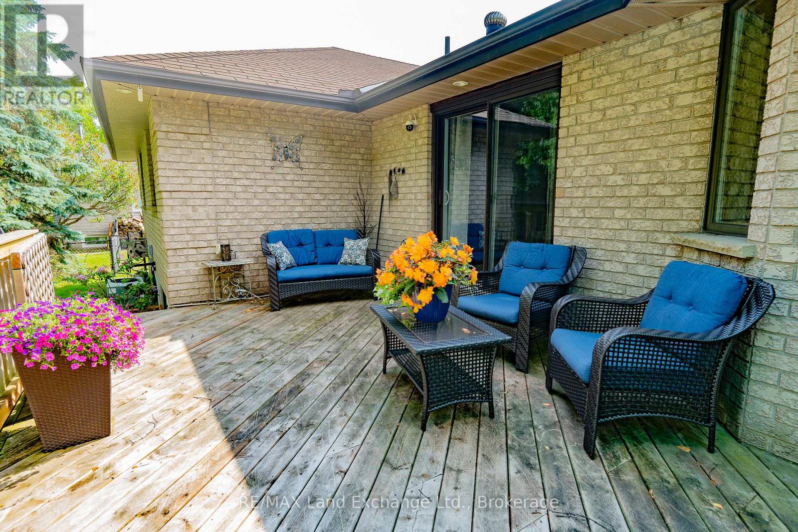 806 Bricker Street, Saugeen Shores, Ontario  N0H 2C4 - Photo 39 - X12253836