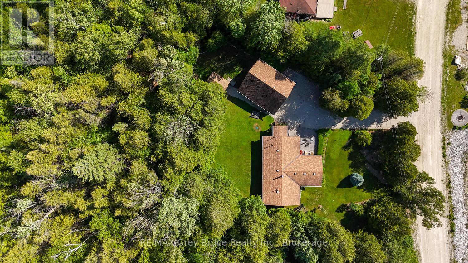 186 Hope Bay Road, South Bruce Peninsula, Ontario  N0H 2T0 - Photo 48 - X12253861