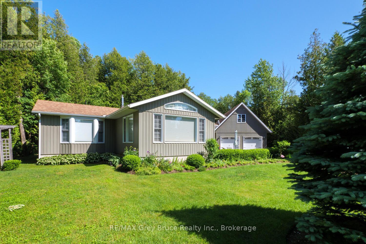 186 Hope Bay Road, South Bruce Peninsula, Ontario  N0H 2T0 - Photo 5 - X12253861