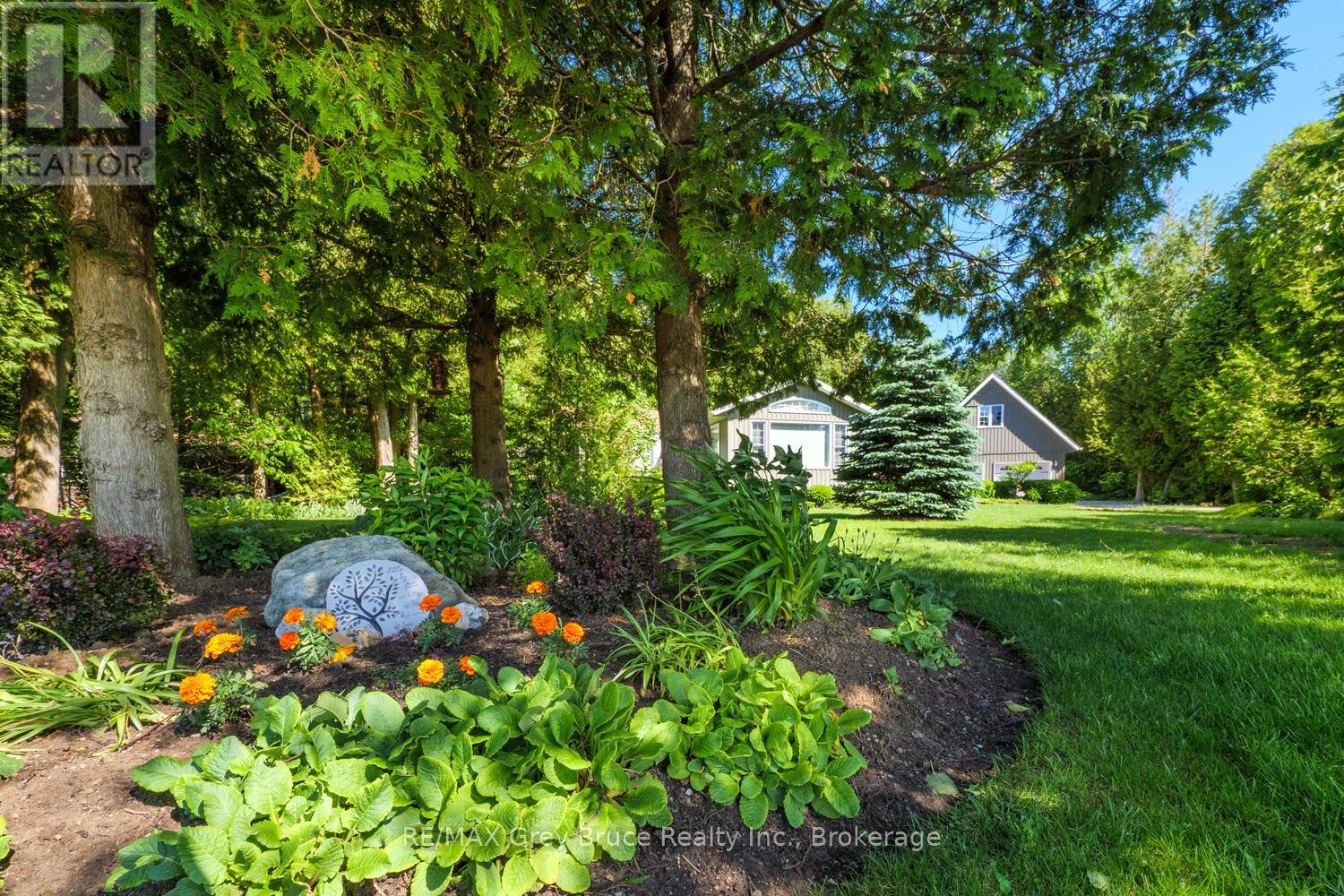 186 Hope Bay Road, South Bruce Peninsula, Ontario  N0H 2T0 - Photo 6 - X12253861