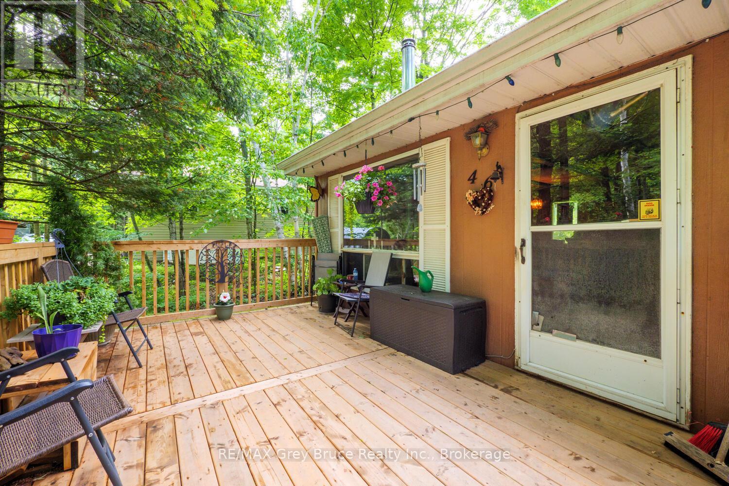 46 Rolling Hills Drive, South Bruce Peninsula, Ontario  N0H 2T0 - Photo 13 - X12253872
