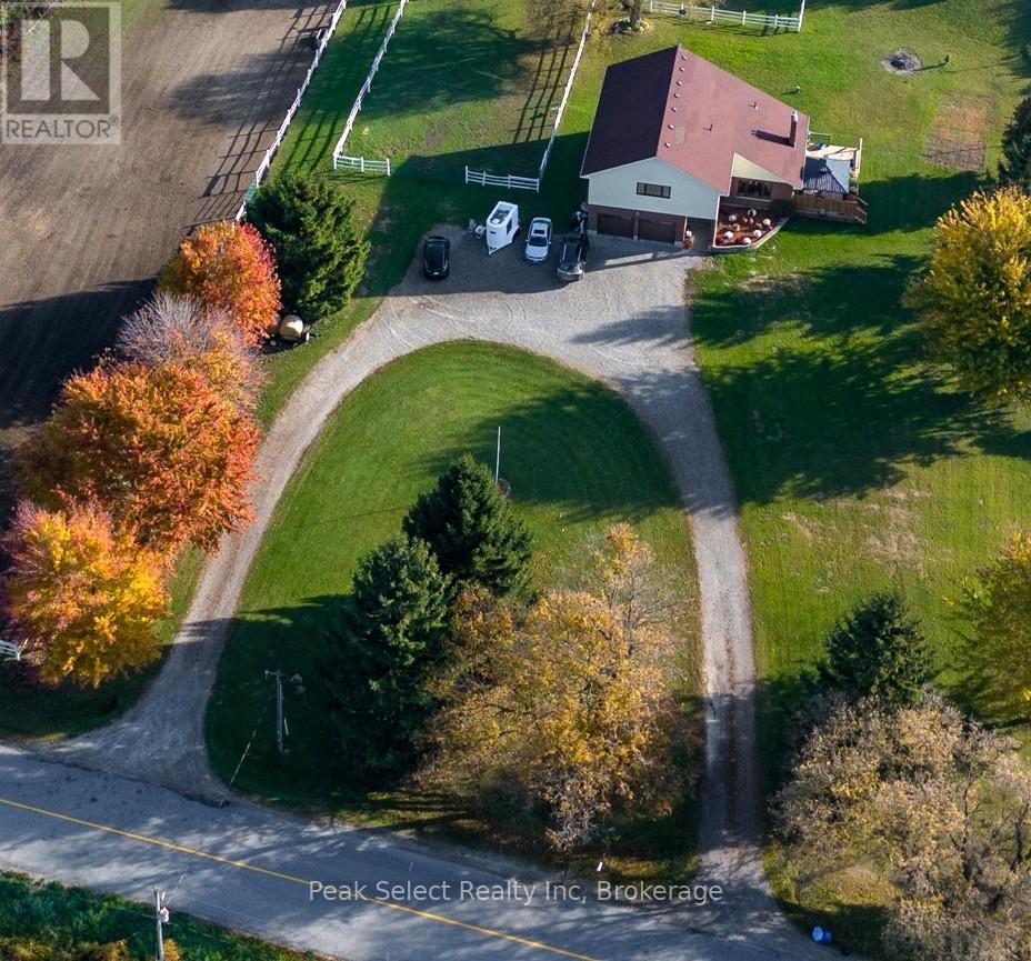 20076 Cherry Hill Road, Thames Centre, Ontario  N0M 2M0 - Photo 11 - X12254213