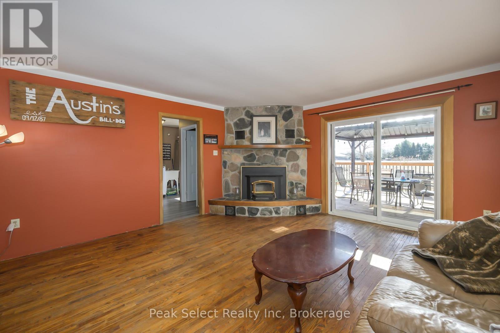 20076 Cherry Hill Road, Thames Centre, Ontario  N0M 2M0 - Photo 20 - X12254213