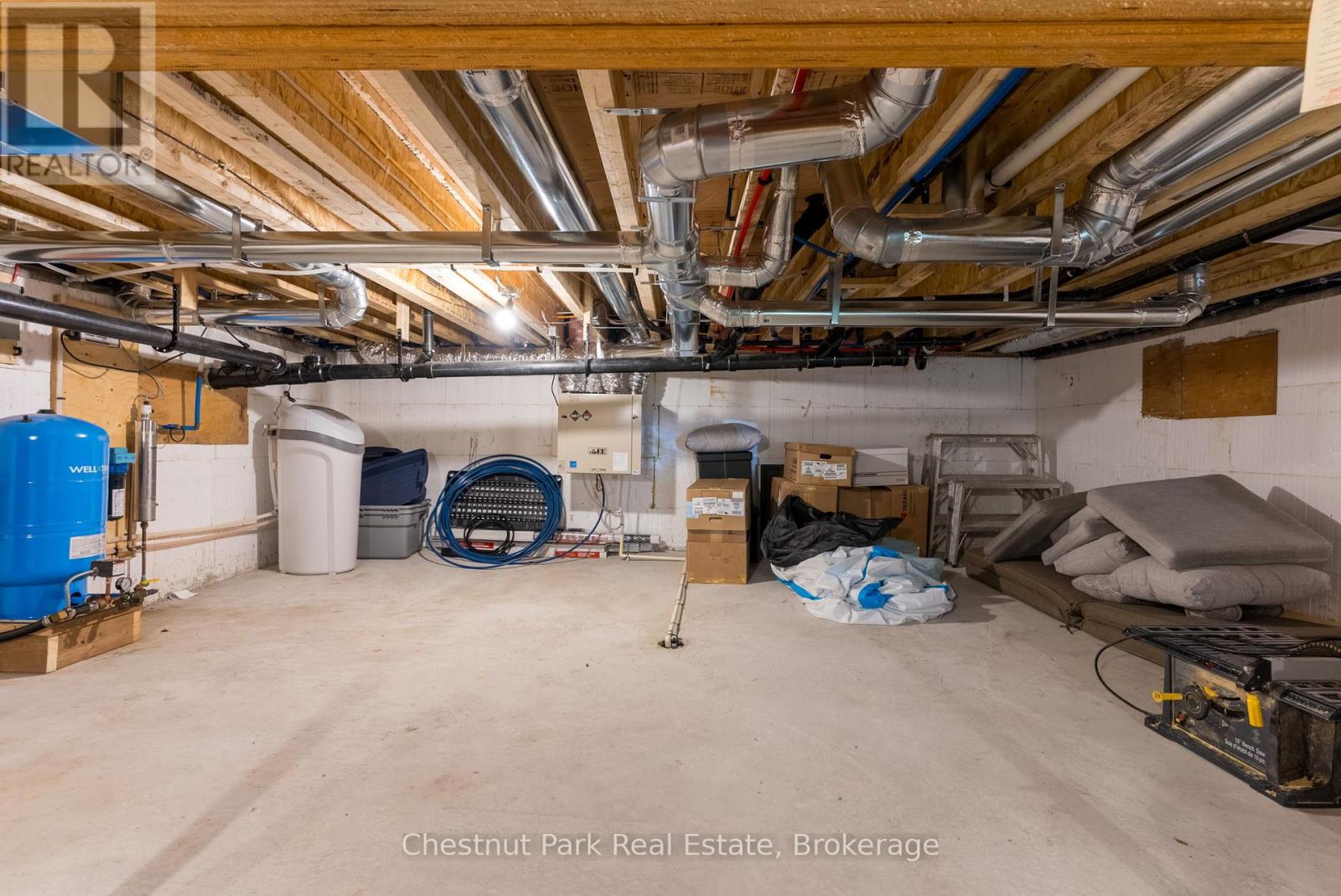 45 Sunnylea Avenue, Armour, Ontario  P0A 1L0 - Photo 25 - X12254289