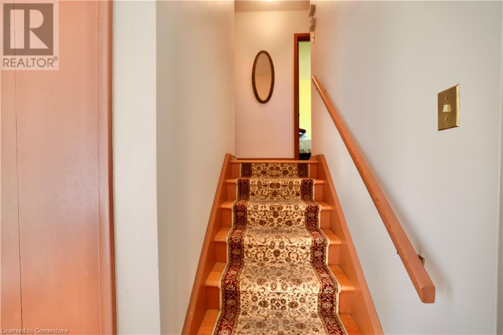 104 Milford Avenue, Waterloo, Ontario  N2L 3Z3 - Photo 14 - 40746649