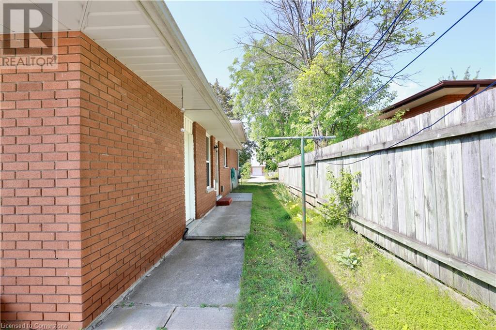 104 Milford Avenue, Waterloo, Ontario  N2L 3Z3 - Photo 42 - 40746649