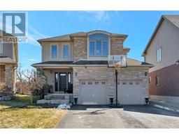 128 ROBERT SIMONE Way, Ayr, Ontario