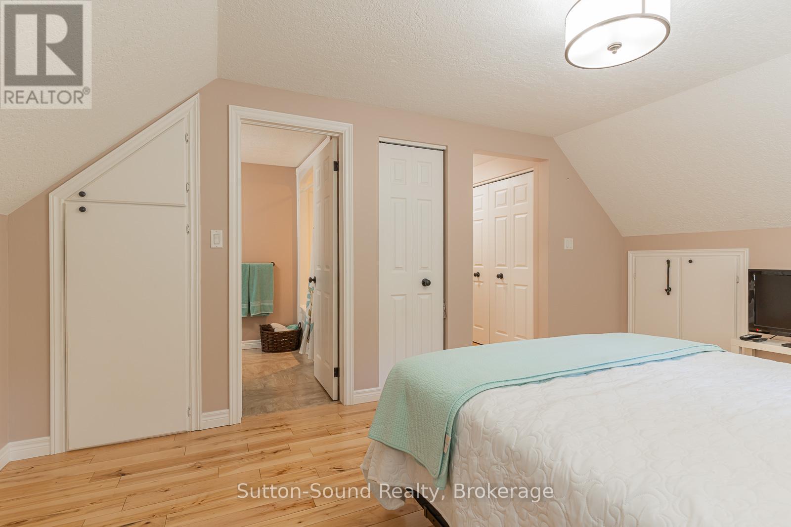 20 Sandy Pines Trail, South Bruce Peninsula, Ontario  N0H 2G0 - Photo 21 - X12254349