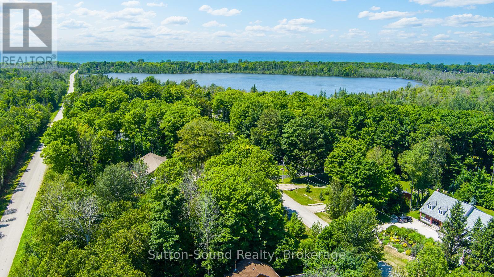 20 Sandy Pines Trail, South Bruce Peninsula, Ontario  N0H 2G0 - Photo 49 - X12254349