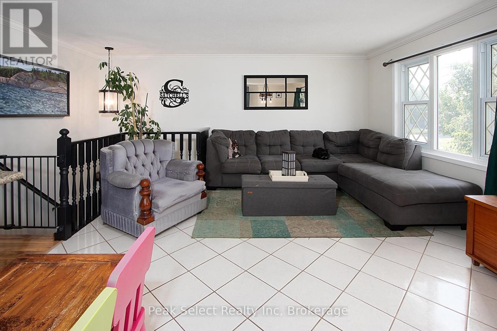 41 Southvale Road, St. Marys, Ontario  N4X 1E9 - Photo 14 - X12254377