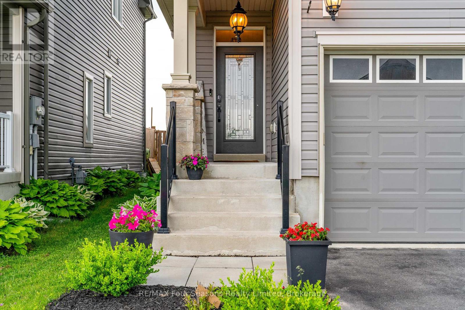 29 Wagner Crescent, Essa, Ontario  L0M 1B5 - Photo 27 - N12254488