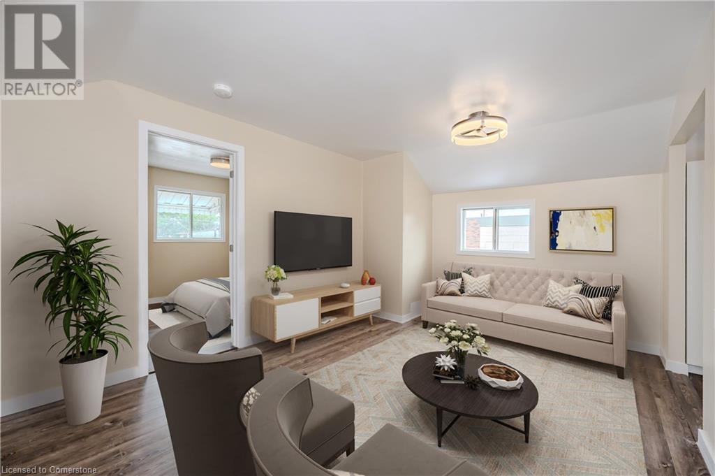 73 ALBANY Avenue, Hamilton, Ontario