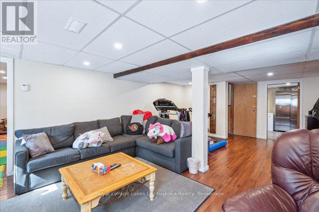 1030 Simpson Road, Gravenhurst, Ontario  P1P 1R1 - Photo 20 - X12254541